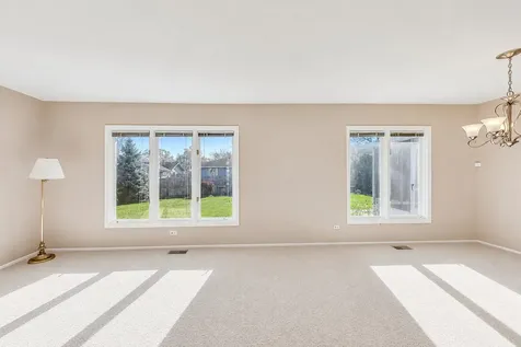 1145 Nottingham Lane Hoffman Estates IL 60169