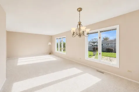 1145 Nottingham Lane Hoffman Estates IL 60169