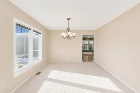 1145 Nottingham Lane Hoffman Estates IL 60169