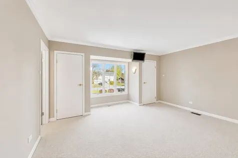 1145 Nottingham Lane Hoffman Estates IL 60169