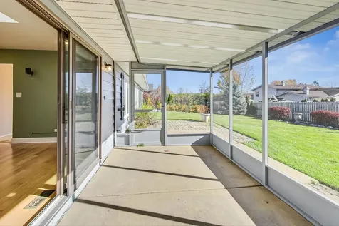1145 Nottingham Lane Hoffman Estates IL 60169