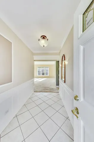 1145 Nottingham Lane Hoffman Estates IL 60169