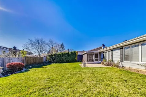 1145 Nottingham Lane Hoffman Estates IL 60169