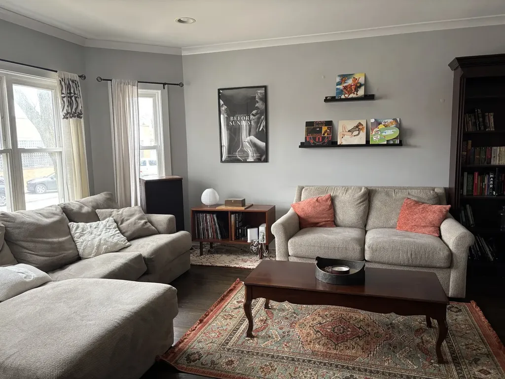 3132 North Lowell Avenue Chicago IL 60641