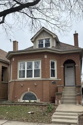 3132 North Lowell Avenue Chicago IL 60641
