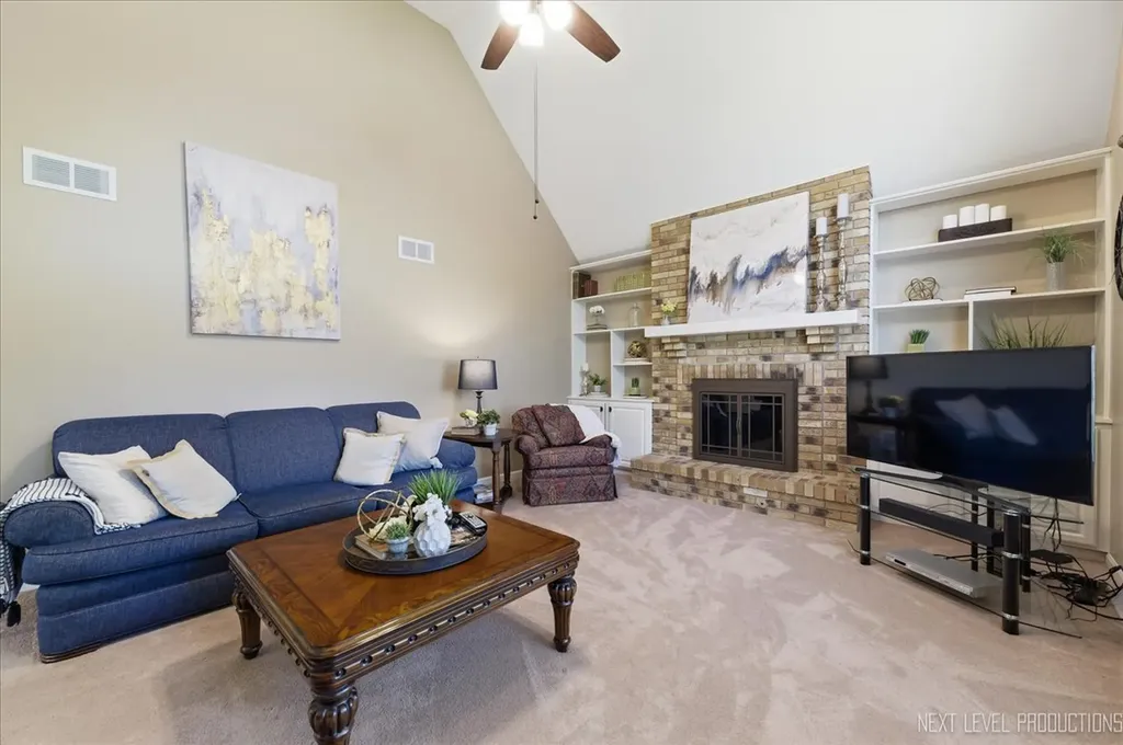 1431 Terrance Drive Naperville IL 60565