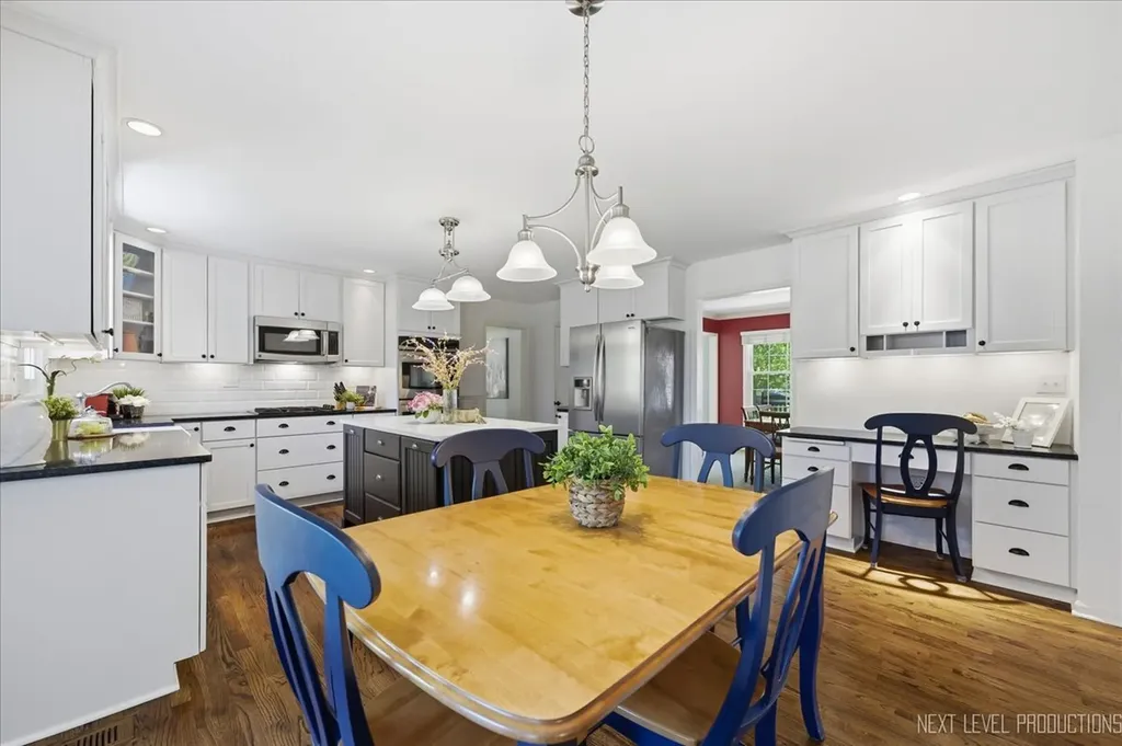 1431 Terrance Drive Naperville IL 60565