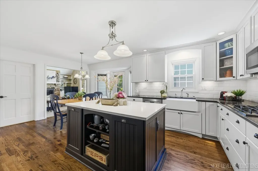 1431 Terrance Drive Naperville IL 60565