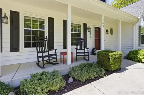 1431 Terrance Drive Naperville IL 60565