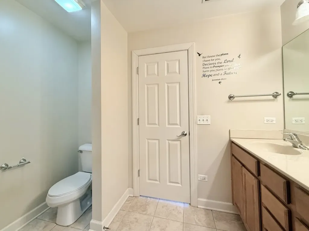 930 Case Street Naperville IL 60563