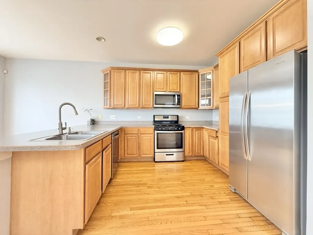 930 Case Street Naperville IL 60563