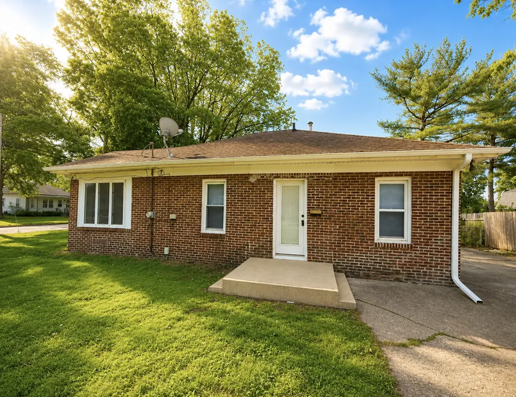 912 North Wasson Street Streator IL 61364