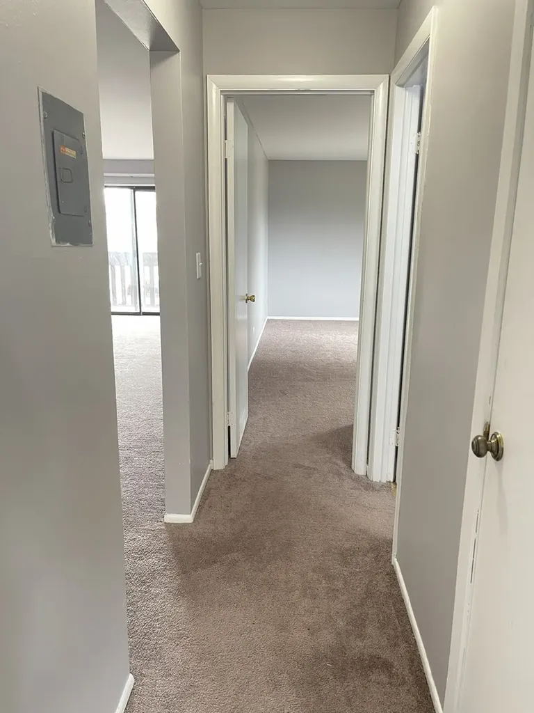535 Brookside Drive Westmont IL 60559
