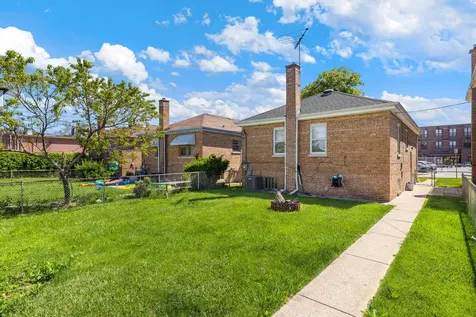 1618 Gunderson Avenue Berwyn IL 60402