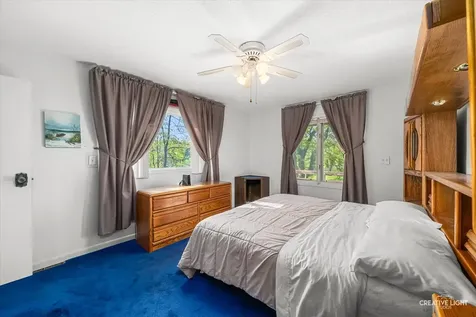 27 Clearwater Point Putnam IL 61560