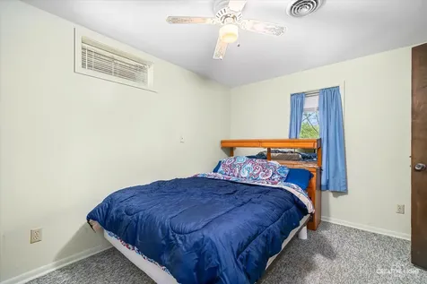 27 Clearwater Point Putnam IL 61560
