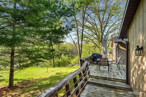 27 Clearwater Point Putnam IL 61560