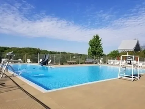 27 Clearwater Point Putnam IL 61560