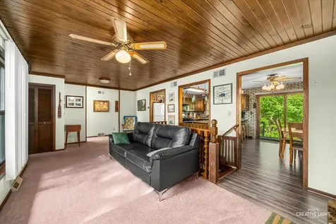 27 Clearwater Point Putnam IL 61560