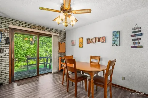 27 Clearwater Point Putnam IL 61560
