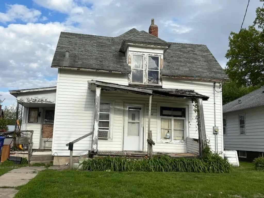 310 5TH Avenue Kewanee IL 61443