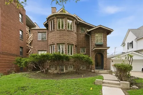 3248 Maple Avenue Berwyn IL 60402