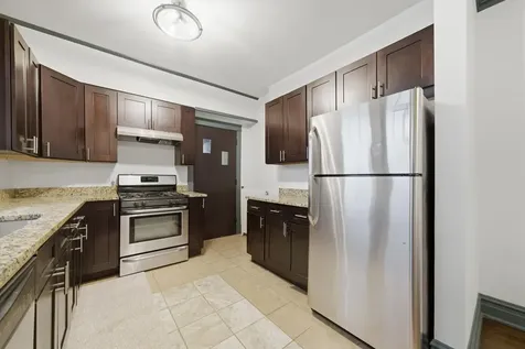 3248 Maple Avenue Berwyn IL 60402