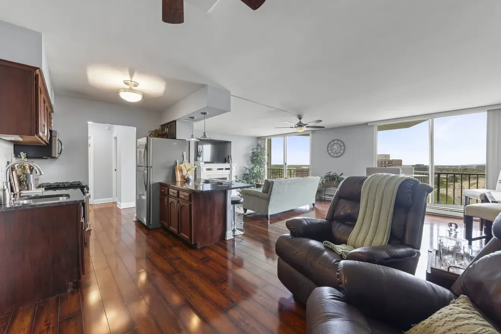 40 North Tower Road Oak Brook IL 60523