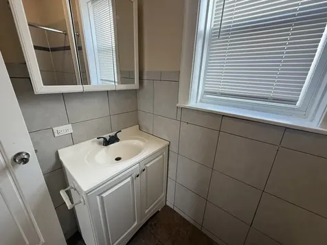 4454 West Diversey Avenue Chicago IL 60639