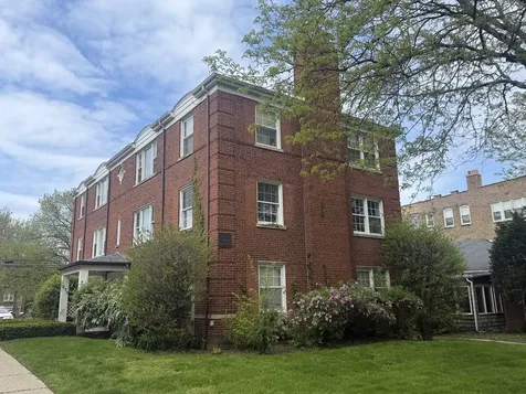733 Dobson Street Evanston IL 60202