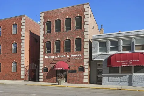 7 North County Street Waukegan IL 60085