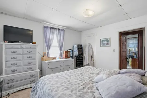 443 16TH Avenue East Moline IL 61244