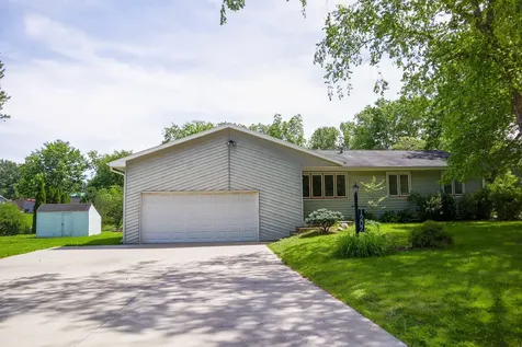 1207 West Dianne Lane Mahomet IL 61853