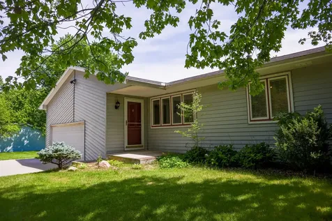 1207 West Dianne Lane Mahomet IL 61853