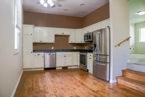 1207 West Dianne Lane Mahomet IL 61853