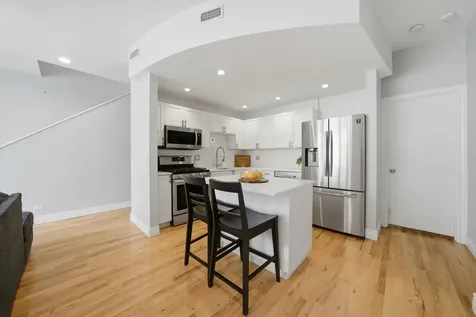 2306 West Bloomingdale Avenue Chicago IL 60647