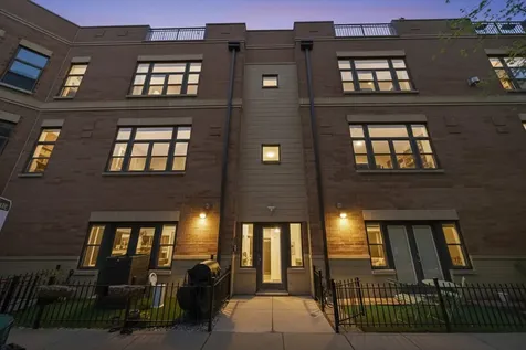 2306 West Bloomingdale Avenue Chicago IL 60647