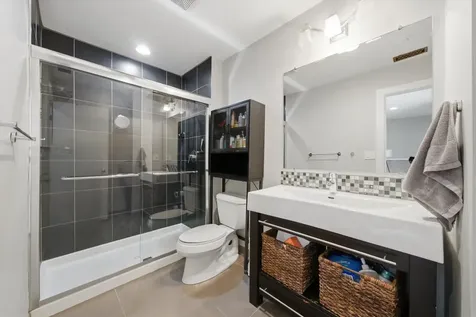 2306 West Bloomingdale Avenue Chicago IL 60647