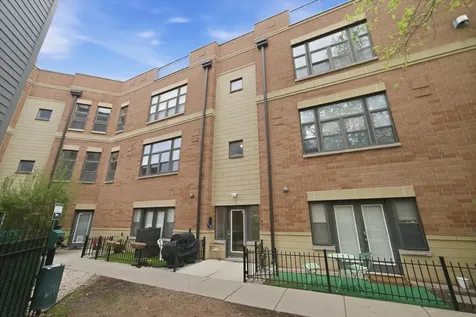 2306 West Bloomingdale Avenue Chicago IL 60647