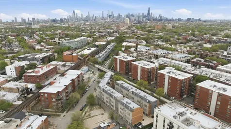 2306 West Bloomingdale Avenue Chicago IL 60647
