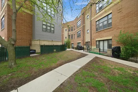 2306 West Bloomingdale Avenue Chicago IL 60647