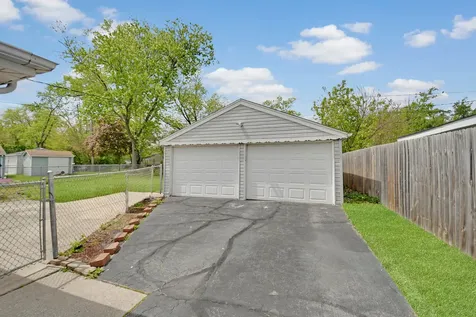 273 Mohawk Street Park Forest IL 60466