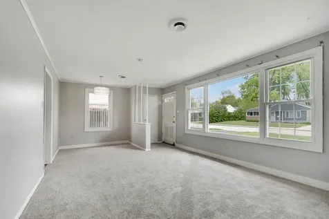 273 Mohawk Street Park Forest IL 60466