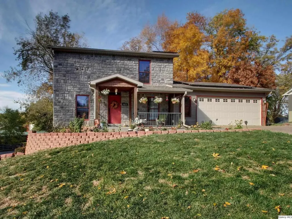 911 Ridgewood Drive Quincy IL 62301
