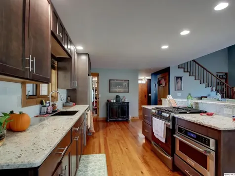 911 Ridgewood Drive Quincy IL 62301