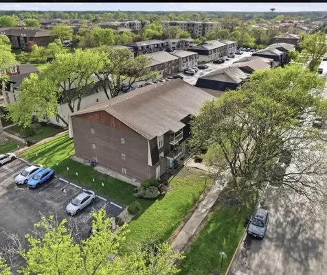 5721 West 103rd Street Oak Lawn IL 60453