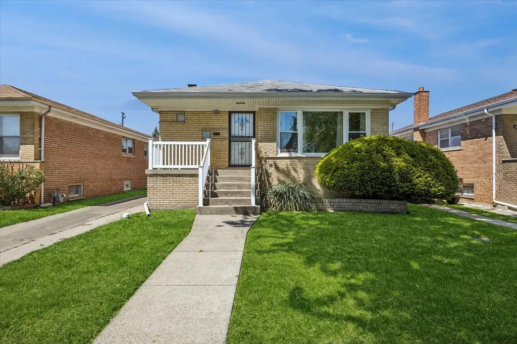 14522 South Calhoun Avenue Burnham IL 60633