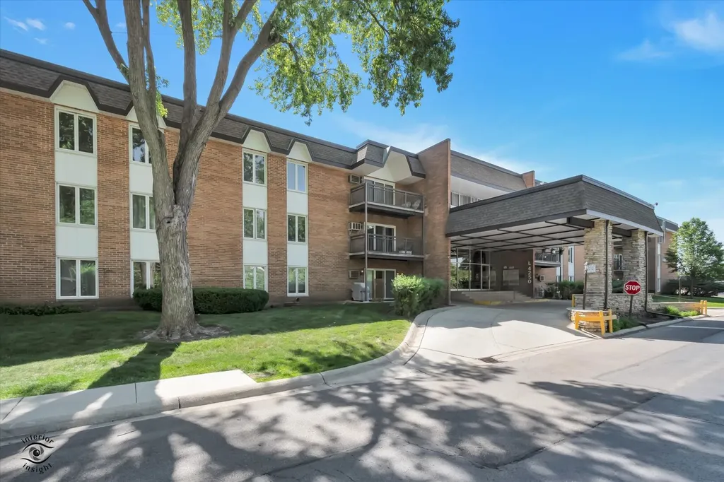 4250 Saratoga Avenue Downers Grove IL 60515