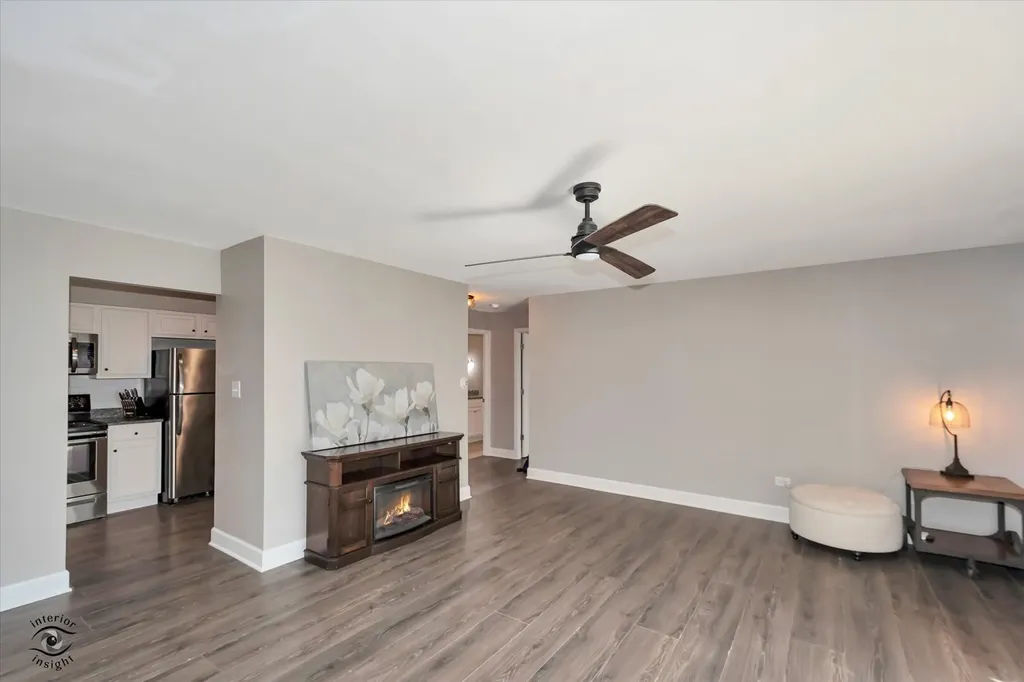 4250 Saratoga Avenue Downers Grove IL 60515