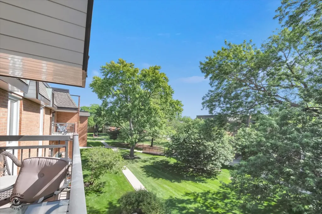 4250 Saratoga Avenue Downers Grove IL 60515